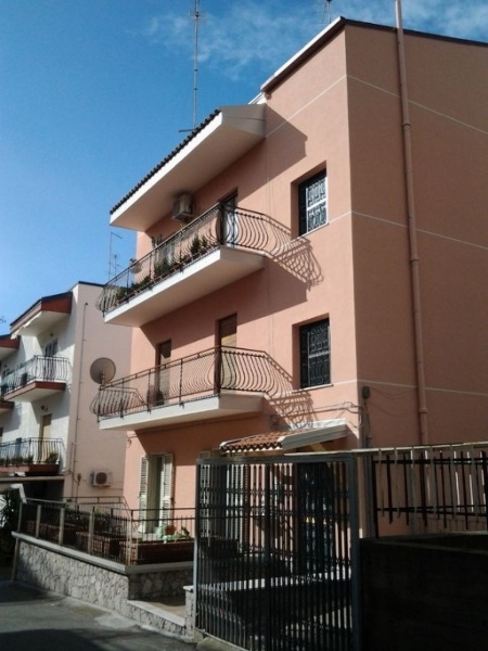 appartamento in vendita a Giardini-Naxos