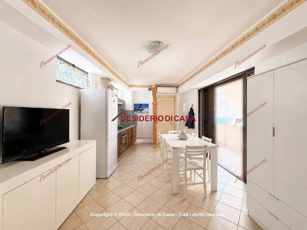 appartamento in vendita a Giardini-Naxos