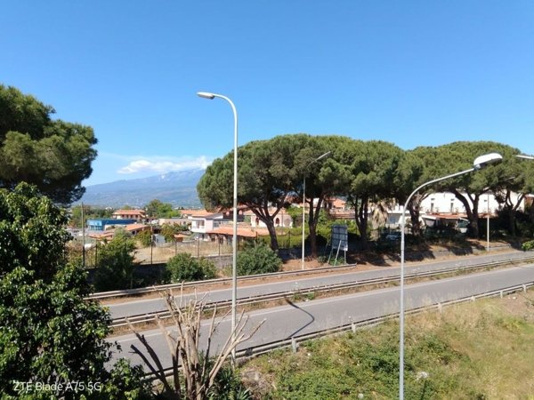 appartamento in vendita a Giardini-Naxos