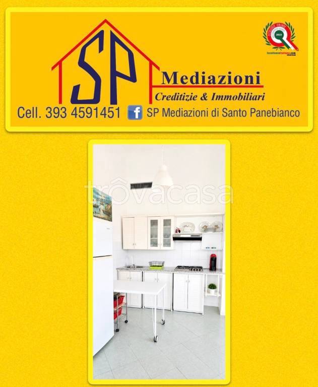 appartamento in vendita a Giardini-Naxos