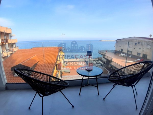 appartamento in vendita a Giardini-Naxos