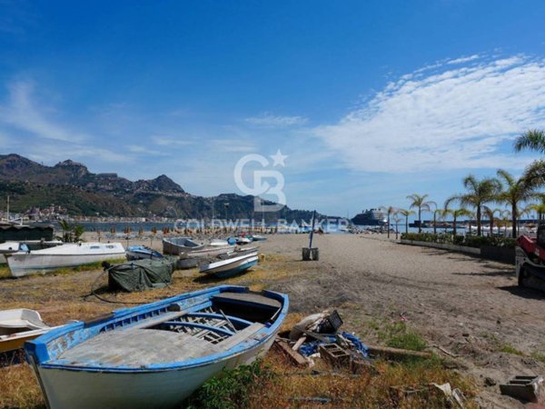 appartamento in vendita a Giardini-Naxos