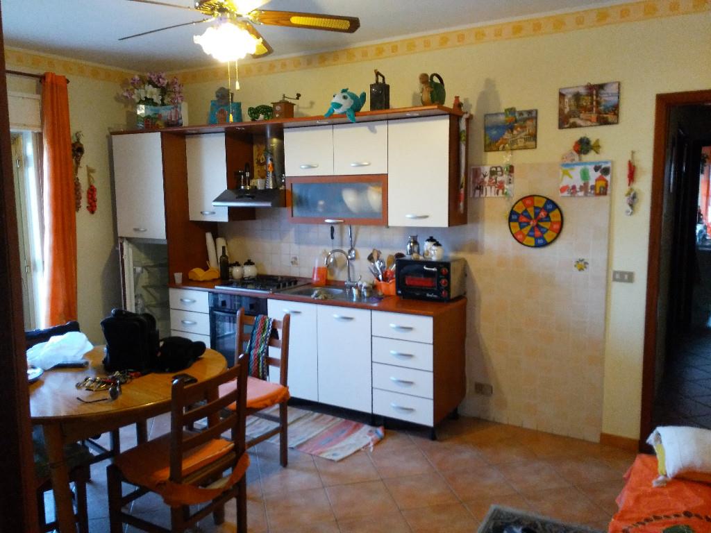 appartamento in vendita a Giardini-Naxos
