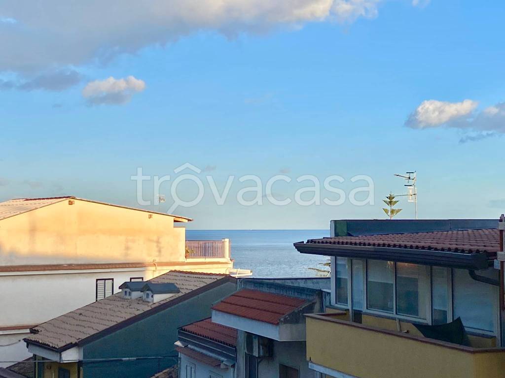 appartamento in vendita a Giardini-Naxos