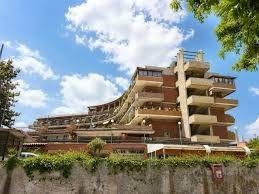 locale di sgombero in vendita a Giardini-Naxos