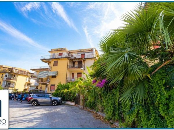 appartamento in vendita a Giardini-Naxos