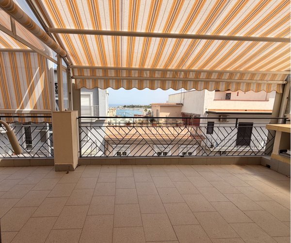 appartamento in vendita a Giardini-Naxos