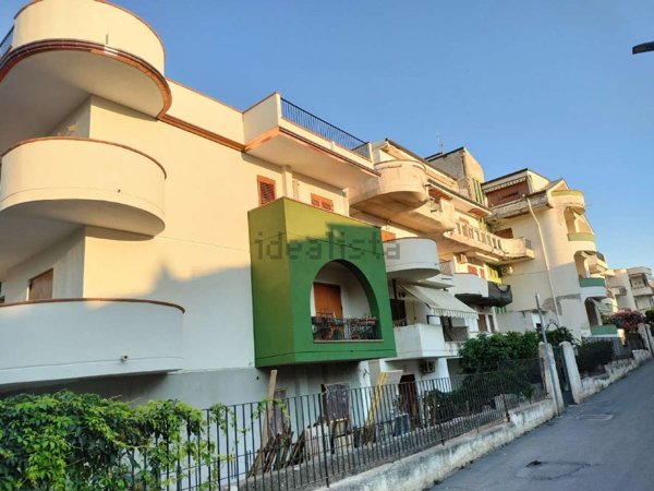 appartamento in vendita a Giardini-Naxos