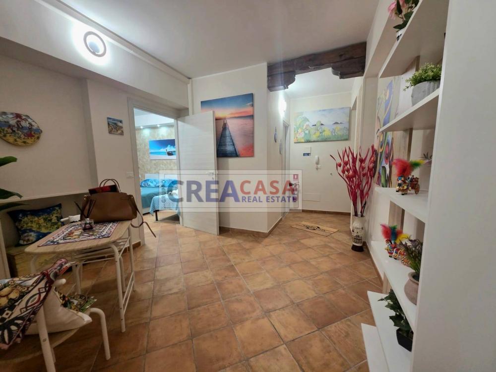 appartamento in vendita a Giardini-Naxos