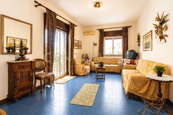 appartamento in vendita a Giardini-Naxos