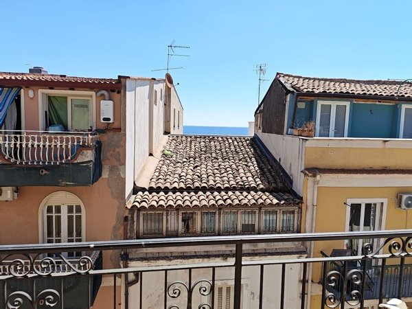 appartamento in vendita a Giardini-Naxos