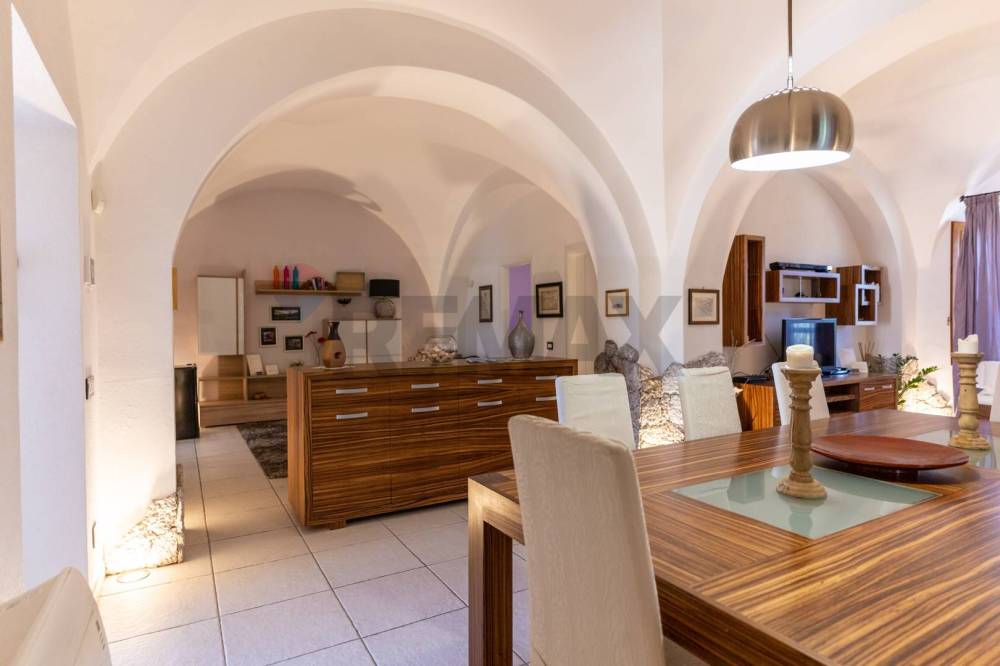casa indipendente in vendita a Giardini-Naxos