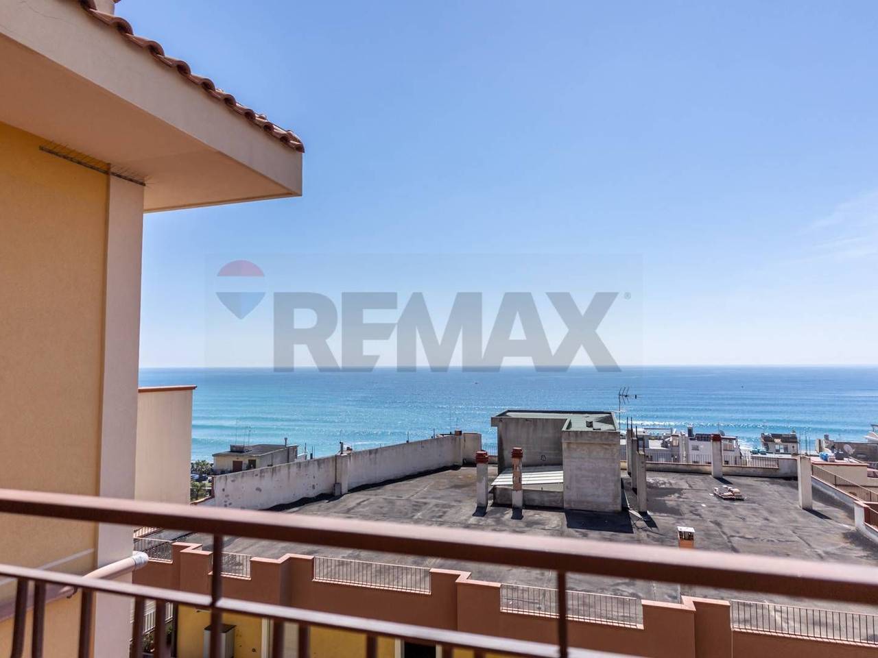 appartamento in vendita a Giardini-Naxos