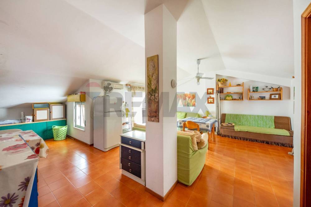 appartamento in vendita a Giardini-Naxos