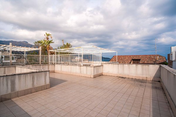 appartamento in vendita a Giardini-Naxos