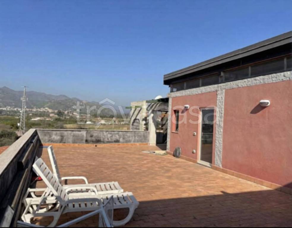 appartamento in vendita a Giardini-Naxos