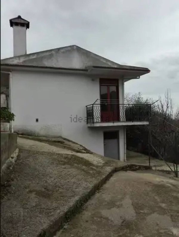 casa indipendente in vendita a Gioiosa Marea