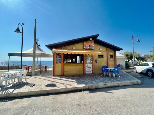 negozio in vendita a Gioiosa Marea