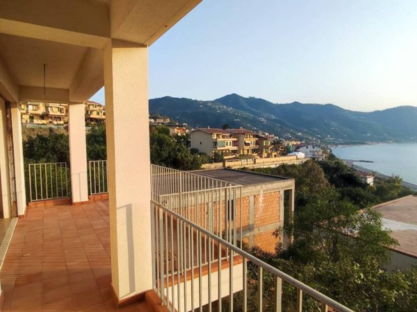casa indipendente in vendita a Gioiosa Marea