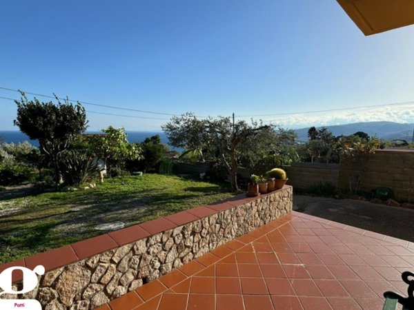 casa indipendente in vendita a Gioiosa Marea