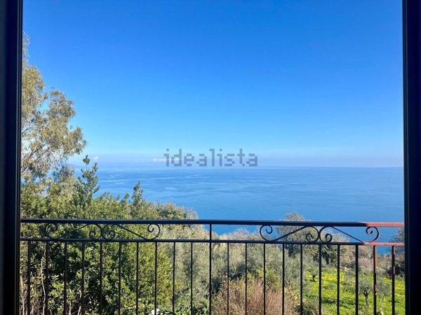 casa indipendente in vendita a Gioiosa Marea in zona Casale