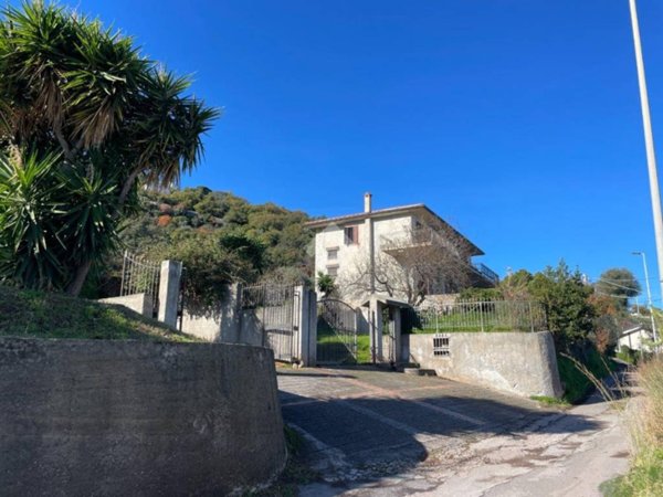 casa indipendente in vendita a Gioiosa Marea