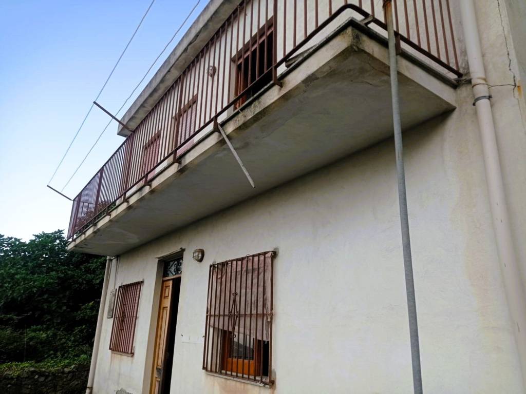casa indipendente in vendita a Gioiosa Marea in zona Casale