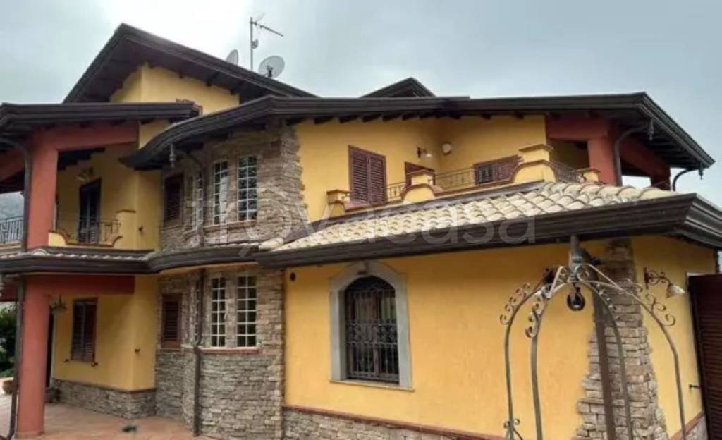 casa indipendente in vendita a Gioiosa Marea in zona San Francesco