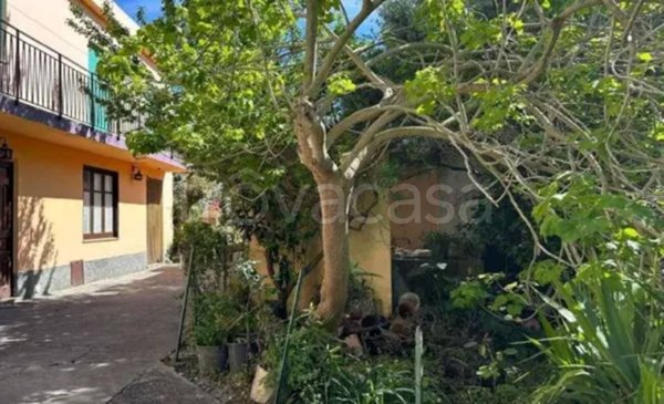 locale di sgombero in vendita a Gioiosa Marea in zona San Francesco