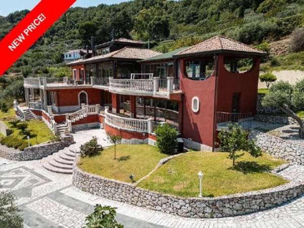 casa indipendente in vendita a Gioiosa Marea in zona Landro