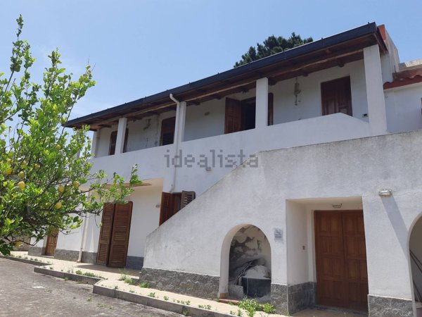 esavano in vendita a Gioiosa Marea