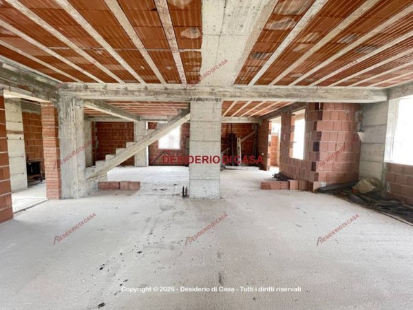 intera palazzina in vendita a Gioiosa Marea