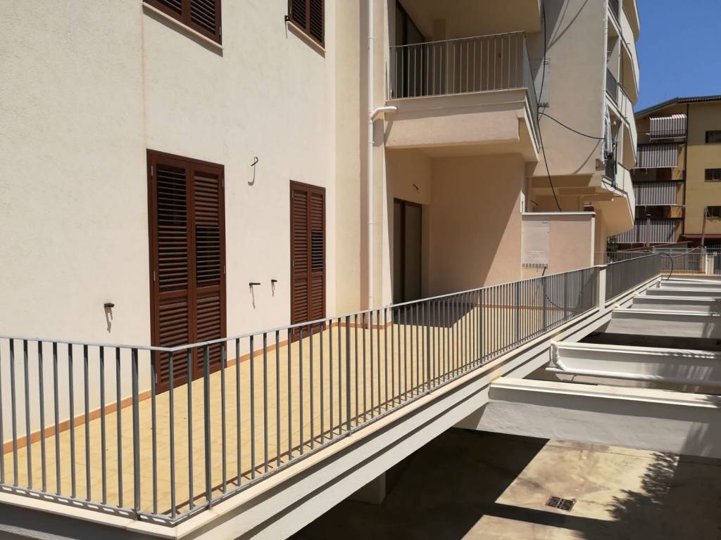 appartamento in vendita a Gioiosa Marea in zona Galbato