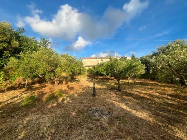 appartamento in vendita a Gioiosa Marea in zona San Leonardo