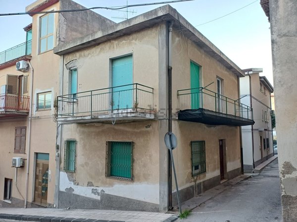 quadrivano in vendita a Gioiosa Marea in zona San Filippo Armo