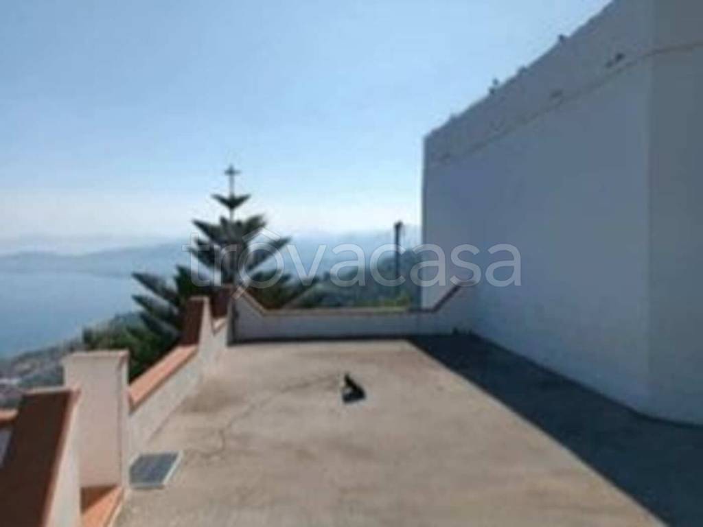 casa indipendente in vendita a Gioiosa Marea in zona Galbato