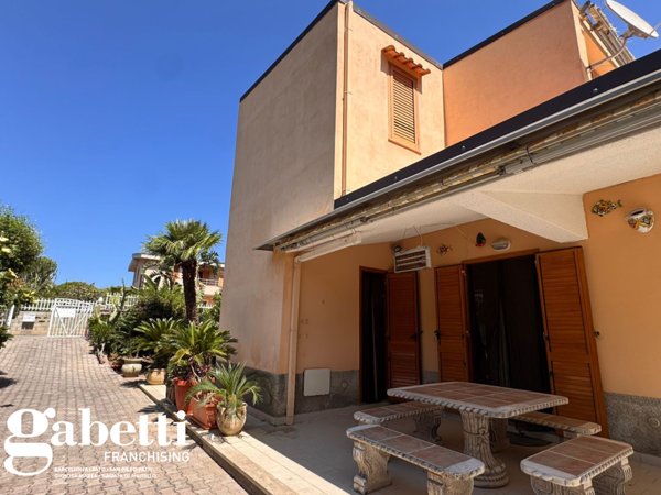 casa indipendente in vendita a Gioiosa Marea in zona Galbato