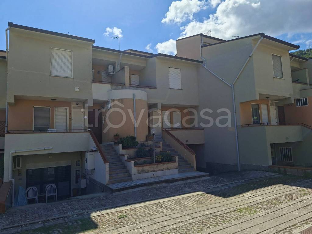 casa indipendente in vendita a Gioiosa Marea in zona Galbato