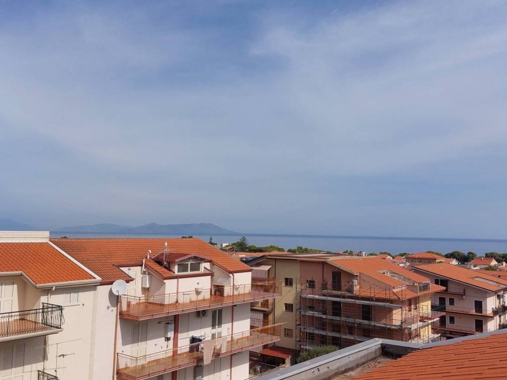 appartamento in vendita a Gioiosa Marea in zona Galbato