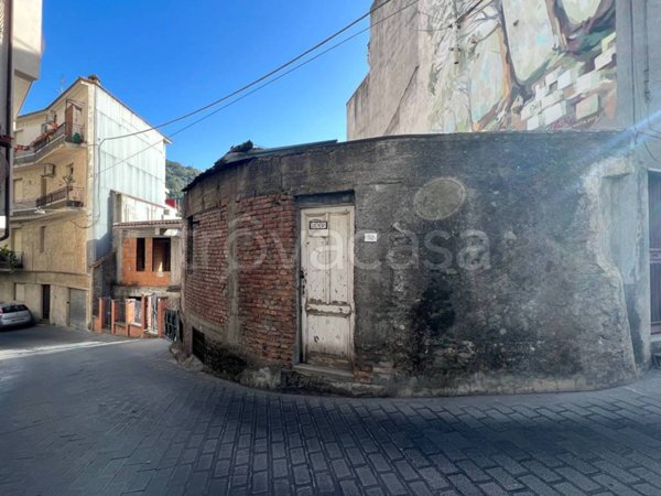casa indipendente in vendita a Graniti