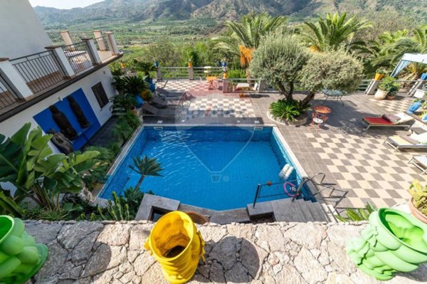 casa indipendente in vendita a Graniti