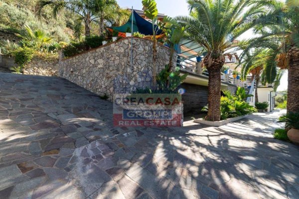casa indipendente in vendita a Graniti