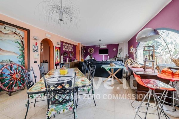 casa indipendente in vendita a Graniti