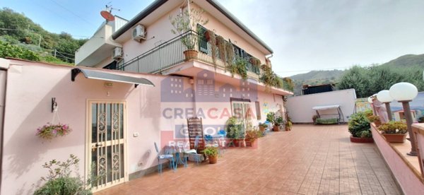casa indipendente in vendita a Graniti in zona Muscianò