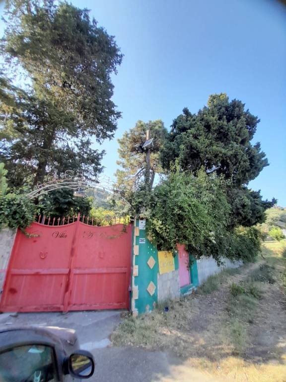 casa indipendente in vendita a Graniti