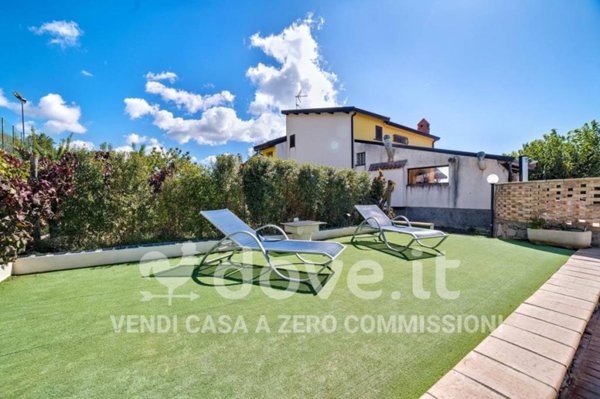 casa indipendente in vendita a Graniti