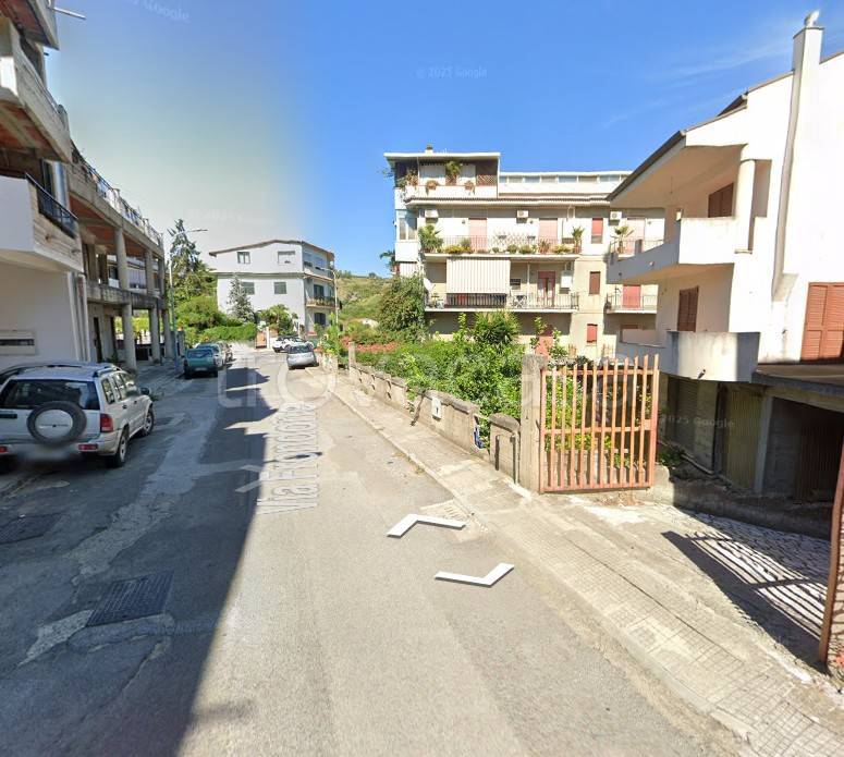 appartamento in vendita a Gualtieri Sicaminò