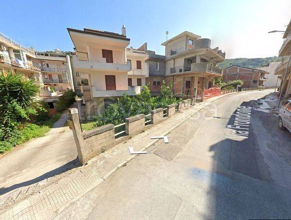 appartamento in vendita a Gualtieri Sicaminò