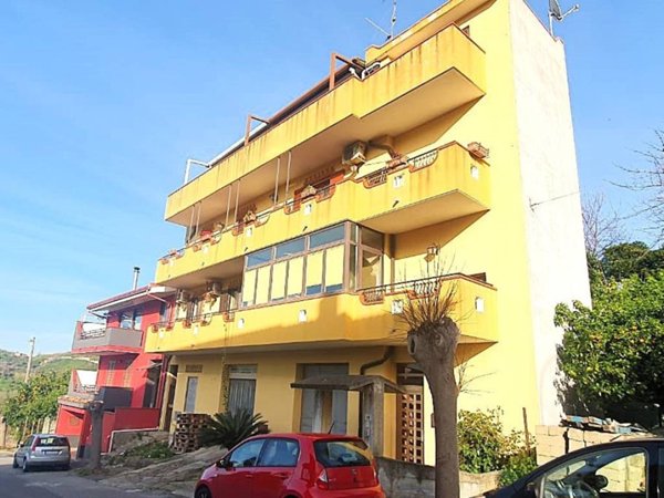 appartamento in vendita a Gualtieri Sicaminò