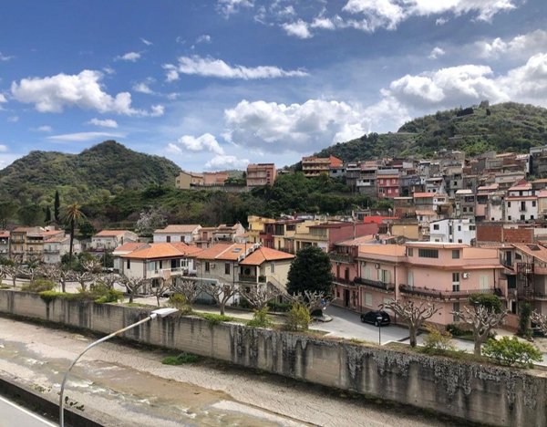 appartamento in vendita a Gualtieri Sicaminò